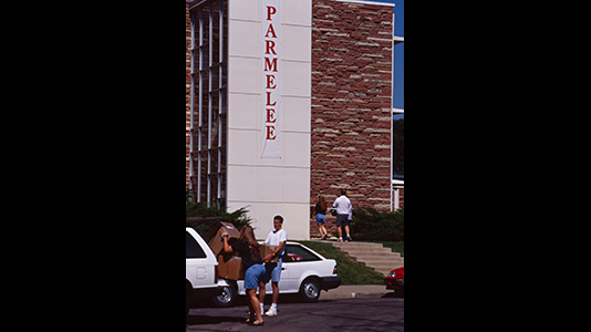 Move-In at Parmelee Hall, c. 1994